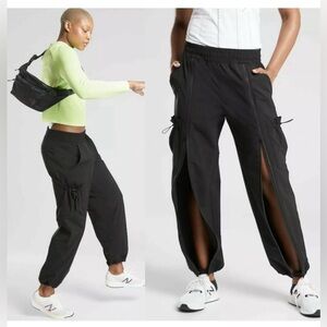 Athleta NWT • Stay Fly Pant pull on track baggy black cargo cinch loose fit y2k